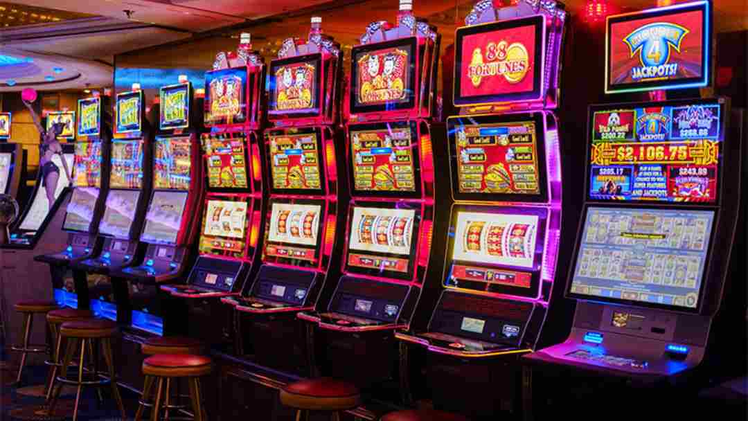 Máy chơi game được đặt ở nhiều nơi trong casino 