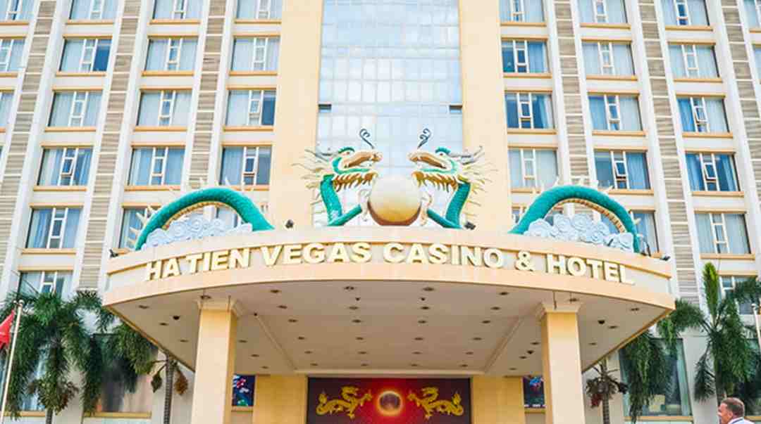 Hai con rồng đối mặt nhau là kiến trúc nổi bật tại Ha Tien Vegas