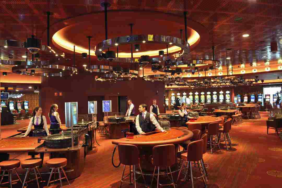 Không gian sang trọng bên trong Titan King Resort and Casino
